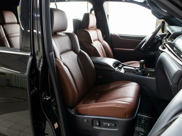 2018 Lexus LX 570 III Рестайлинг 2, чёрный, 9400000 рублей - вид 9