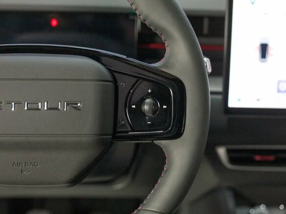 2025 Jetour Dashing I, красный, 2489900 рублей - вид 12