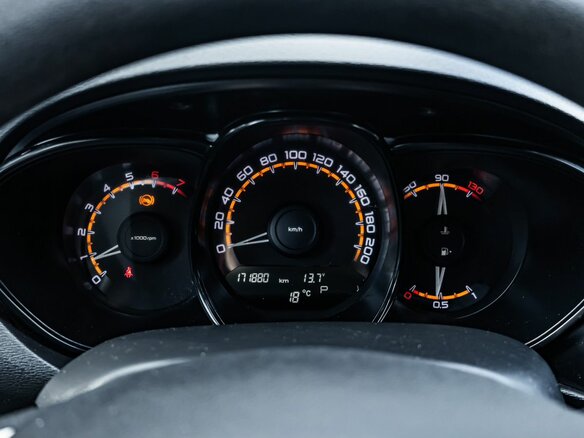 2020 Lada (ВАЗ) Vesta SW I, коричневый, 814000 рублей - вид 15