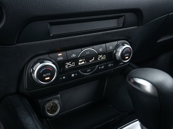 2025 Mazda CX-5 II Рестайлинг, серый, 3450000 рублей - вид 19