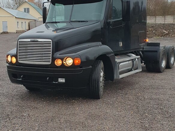 2003 Freightliner Century Class, чёрный, 2600000 рублей