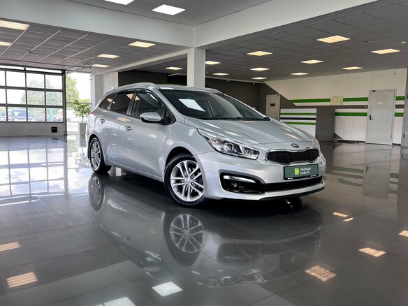 2016 Kia Ceed II Рестайлинг, серебристый, 1200000 рублей - вид 4