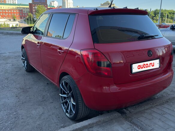 2013 Skoda Fabia II Рестайлинг, красный, 660000 рублей - вид 14