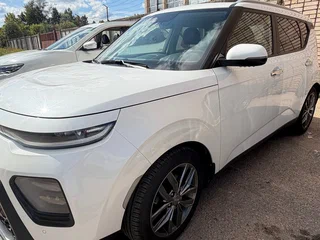 2019 Kia Soul III, белый, 1950000 рублей, вид 1