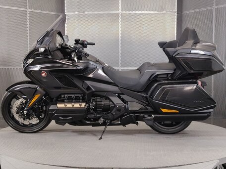 2026 Honda GL 1800 Gold Wing, чёрный, 3899000 рублей, вид 5