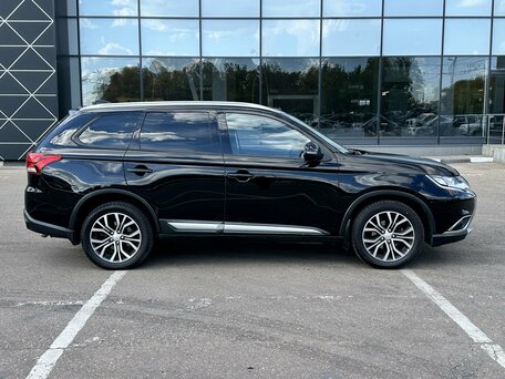 2018 Mitsubishi Outlander III Рестайлинг 2, чёрный, 1665000 рублей, вид 5