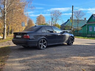 1998 BMW 5 серии 520i IV (E39), чёрный, 520000 рублей, вид 2