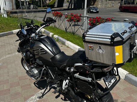 2018 BMW R 1200 GS, серебристый, 1200000 рублей, вид 1