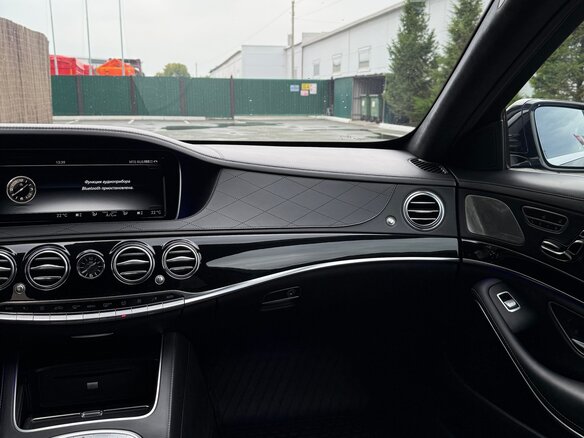 2015 Mercedes-Benz S-Класс AMG 63 AMG Long III (W222, C217), чёрный, 5800000 рублей - вид 23