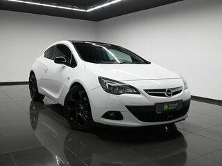 2013 Opel Astra GTC J Рестайлинг, белый, 1145000 рублей, вид 5