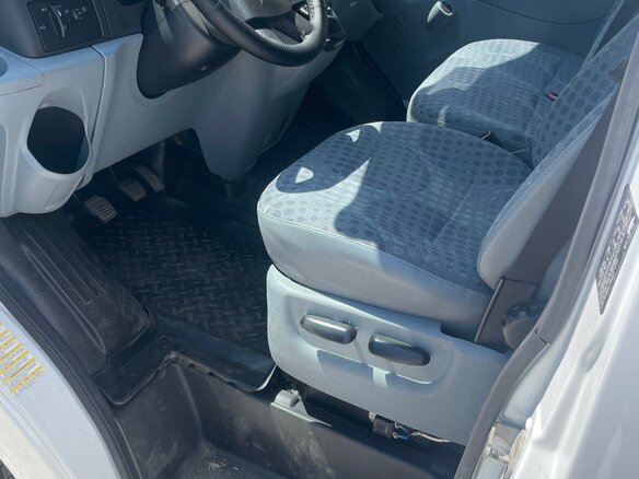 2012 Ford Transit, белый, 1250000 рублей - вид 4