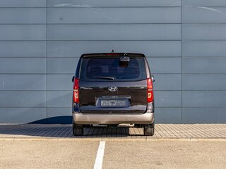 2018 Hyundai Grand Starex I Рестайлинг 2, коричневый, 3195000 рублей, вид 5