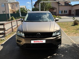 2018 Volkswagen Tiguan II, бежевый, 2699000 рублей, вид 2