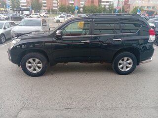2010 Toyota Land Cruiser Prado 150 Series, чёрный, 1824600 рублей, вид 3