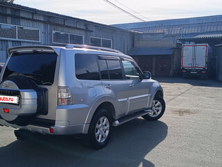 2011 Mitsubishi Pajero IV Рестайлинг 1, серебристый, 2830000 рублей, вид 5