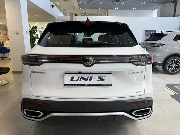 2026 Changan UNI-S I Рестайлинг, белый - вид 2