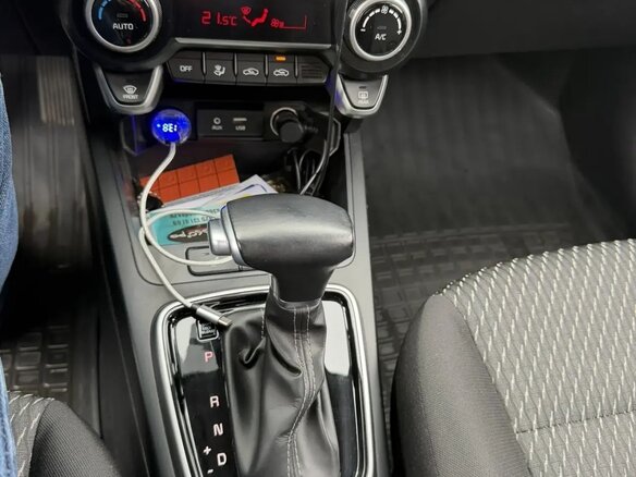 2019 Kia Rio IV, красный - вид 14