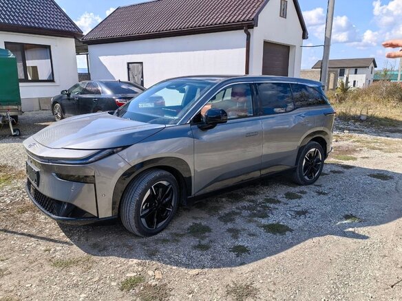 2026 Toyota bZ3X 58.3 kWh, серый, 2920000 рублей
