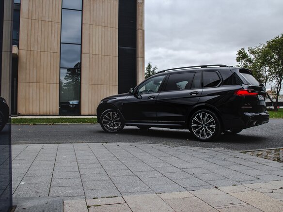 2020 BMW X7 40d I (G07), чёрный - вид 7