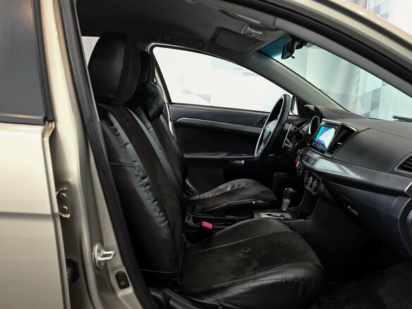 2008 Mitsubishi Lancer X, бежевый, 580000 рублей - вид 10