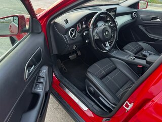 2016 Mercedes-Benz GLA 250 I (X156), красный, 1620000 рублей, вид 2