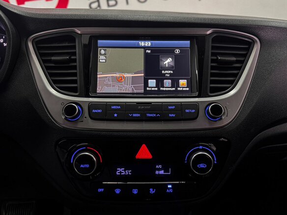 2018 Hyundai Solaris II, белый - вид 1