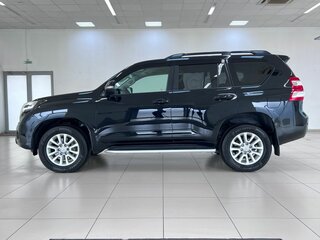 2016 Toyota Land Cruiser Prado 150 Series Рестайлинг 1, чёрный, 3940000 рублей, вид 4