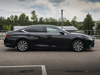 2018 Lexus ES 250 VII, чёрный, 3348000 рублей, вид 4