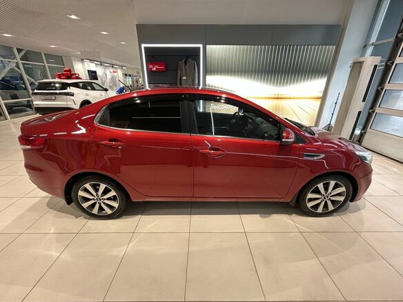 2016 Kia Rio III Рестайлинг, красный, 1245000 рублей - вид 7