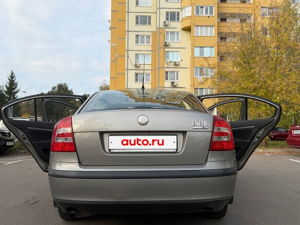 2007 Skoda Octavia II (A5), серый, 485000 рублей - вид 4