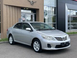Toyota Corolla X (E140, E150) Рестайлинг