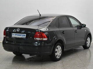 2015 Volkswagen Polo V, серый, 710000 рублей, вид 4