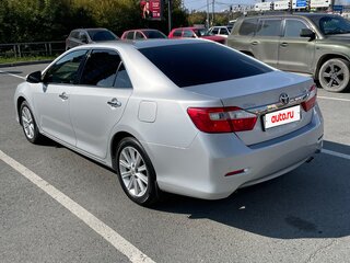 2012 Toyota Camry VII (XV50), серебристый, 1650000 рублей, вид 4
