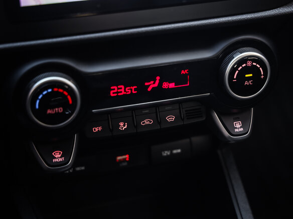 2021 Kia Rio X IV Рестайлинг, красный - вид 16