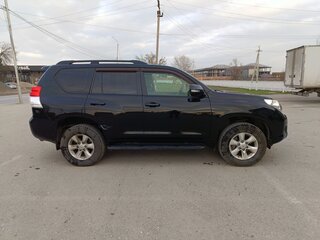 2010 Toyota Land Cruiser Prado 150 Series, чёрный, 2210000 рублей, вид 4