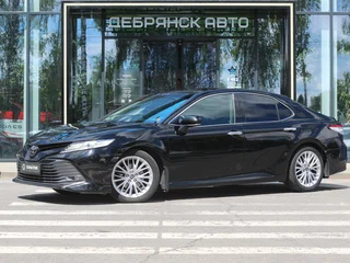 Toyota Camry VIII (XV70)