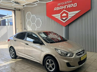 2013 Hyundai Solaris I, бежевый, 709000 рублей, вид 1