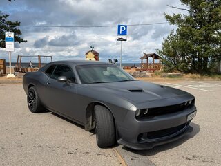 2015 Dodge Challenger III Рестайлинг 2, серый, 2700000 рублей, вид 2