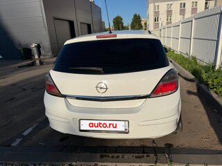 2011 Opel Astra H Рестайлинг, белый, 560000 рублей, вид 5