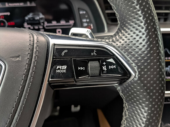 2021 Audi RS 7 II (4K), красный, 14650000 рублей - вид 27