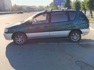 1998 Toyota Ipsum I (M10), зелёный, 360000 рублей, вид 5
