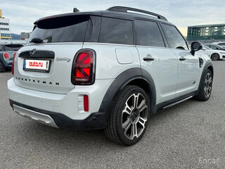 2021 Mini Countryman Cooper D II Рестайлинг, белый, 2499099 рублей, вид 4