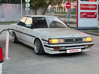 1986 Toyota Cresta II (X70), белый, 430000 рублей, вид 1