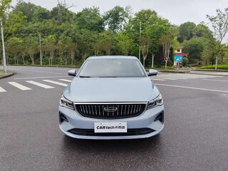 2023 Geely Emgrand II, серебристый, 1188111 рублей, вид 2