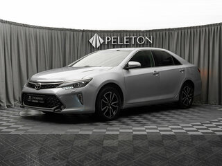 2017 Toyota Camry VII (XV50) Рестайлинг 2, серебристый, 2400000 рублей, вид 1