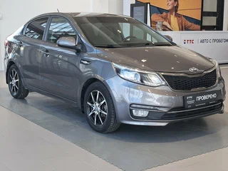 2017 Kia Rio III Рестайлинг, серый, 1073000 рублей, вид 3