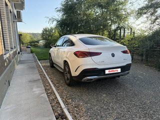 2021 Mercedes-Benz GLE 350 II (V167), белый, 8300000 рублей, вид 4