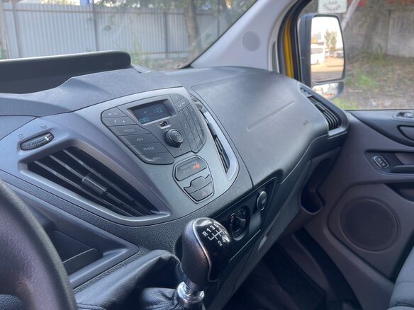 2018 Ford Transit Custom, жёлтый, 2780000 рублей - вид 12