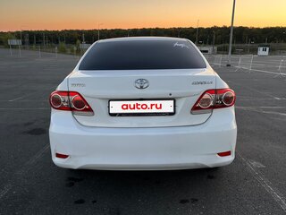 2010 Toyota Corolla X (E140, E150) Рестайлинг, белый, 750000 рублей, вид 5