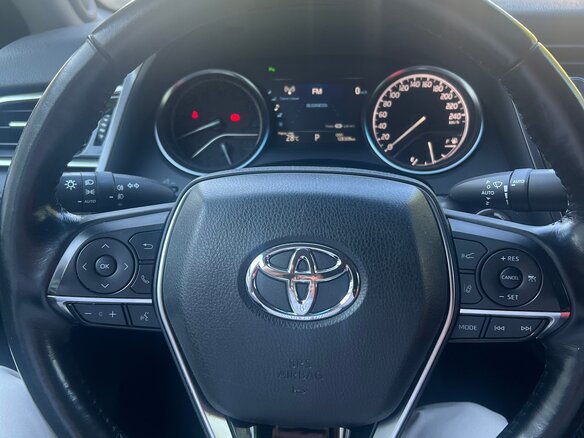 2018 Toyota Camry VIII (XV70), чёрный, 2750000 рублей - вид 6